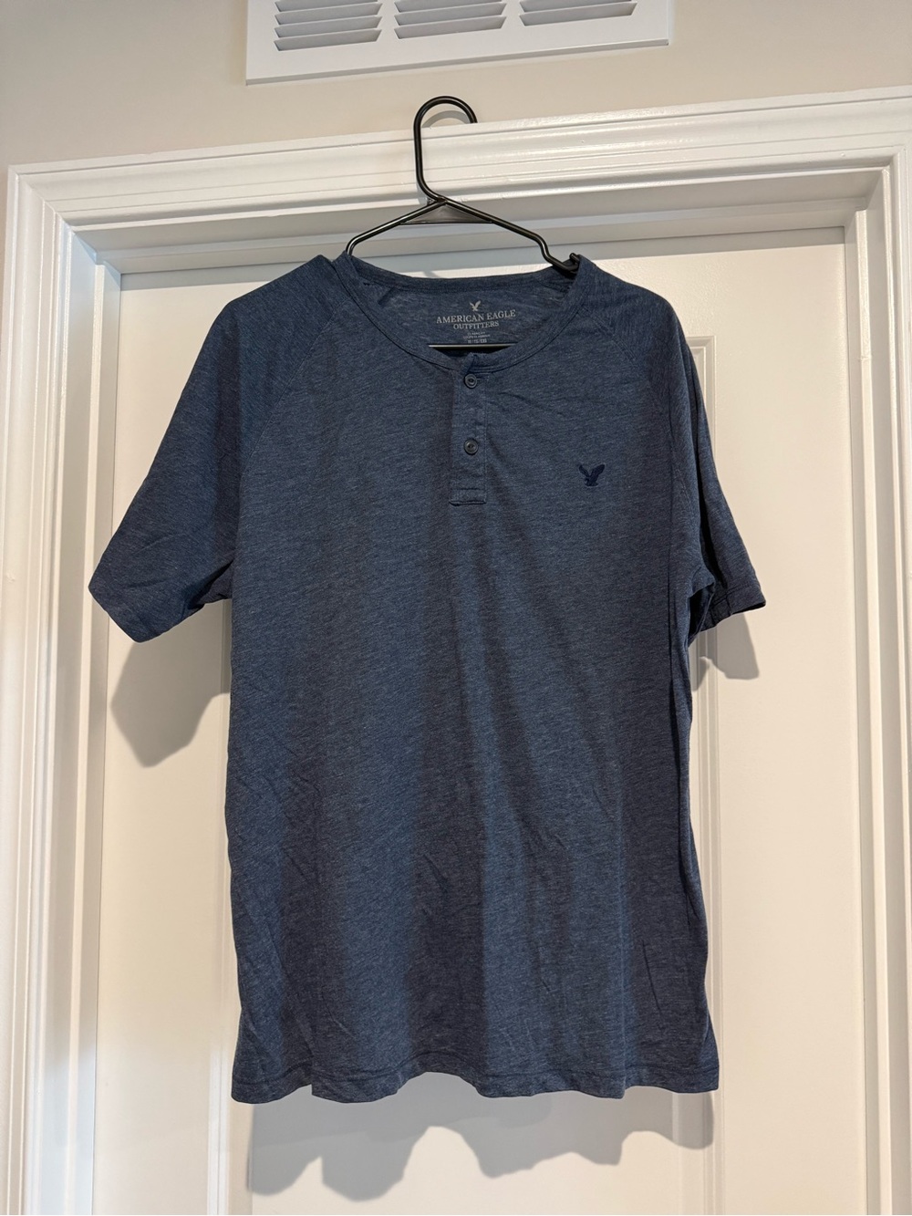 American Eagle Outfitters Men’s Dark Blue Short Sleeve Henley